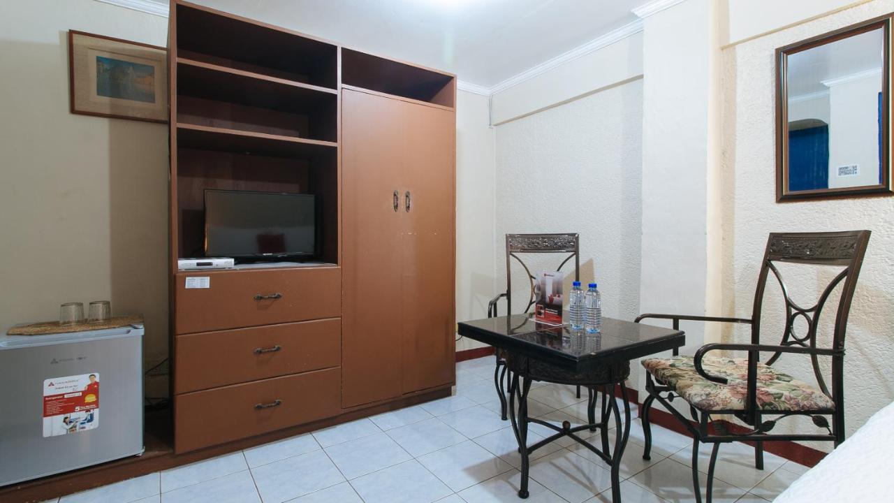 Reddoorz Plus At Lagoon Resort Zambales اولونجابو المظهر الخارجي الصورة
