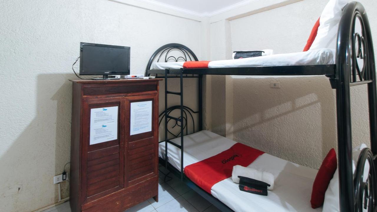 Reddoorz Plus At Lagoon Resort Zambales اولونجابو المظهر الخارجي الصورة