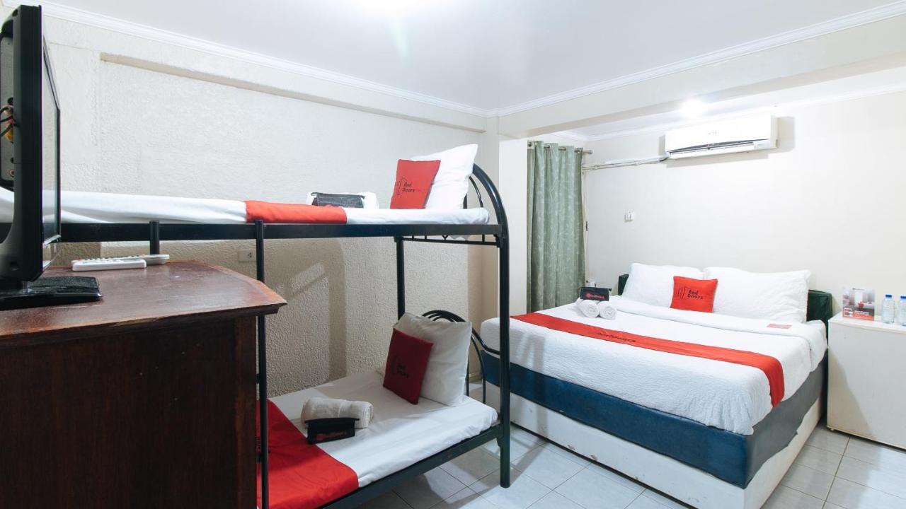Reddoorz Plus At Lagoon Resort Zambales اولونجابو المظهر الخارجي الصورة