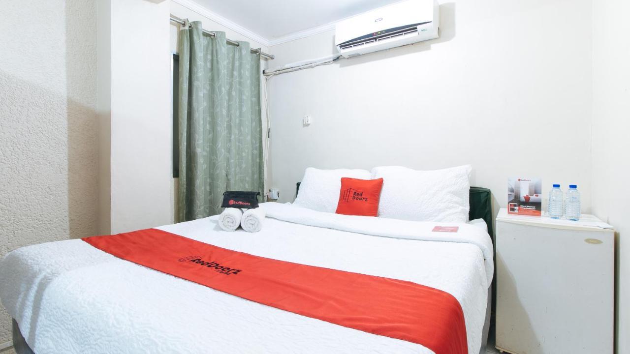 Reddoorz Plus At Lagoon Resort Zambales اولونجابو المظهر الخارجي الصورة