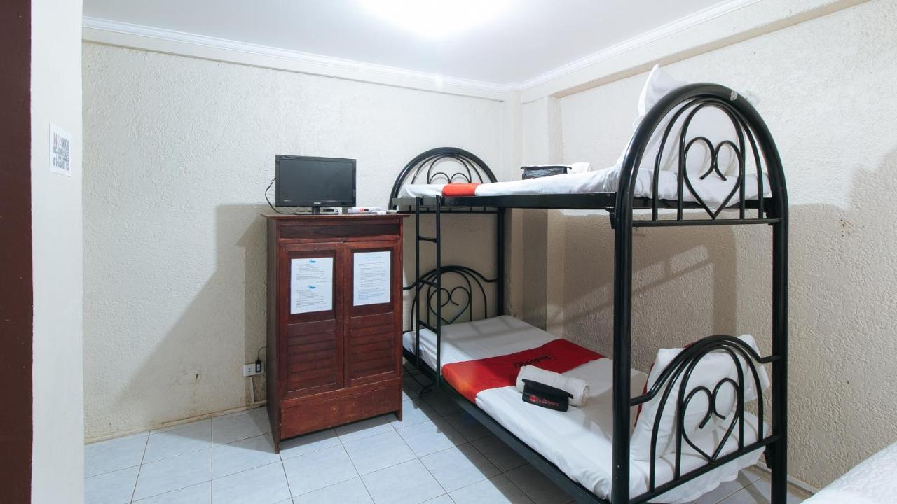 Reddoorz Plus At Lagoon Resort Zambales اولونجابو المظهر الخارجي الصورة
