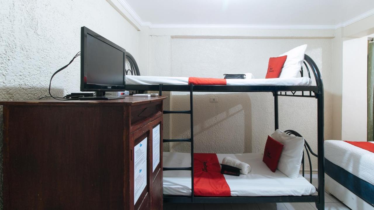 Reddoorz Plus At Lagoon Resort Zambales اولونجابو المظهر الخارجي الصورة