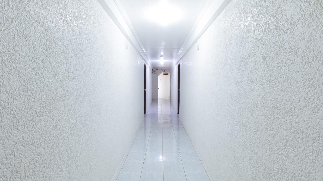 Reddoorz Plus At Lagoon Resort Zambales اولونجابو المظهر الخارجي الصورة